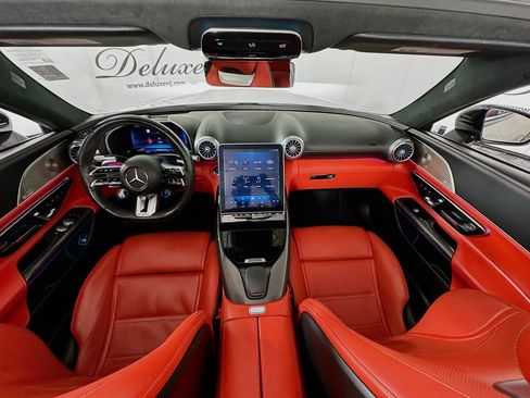 Used 2023 Mercedes-Benz SL 55 AMG 4MATIC image 17