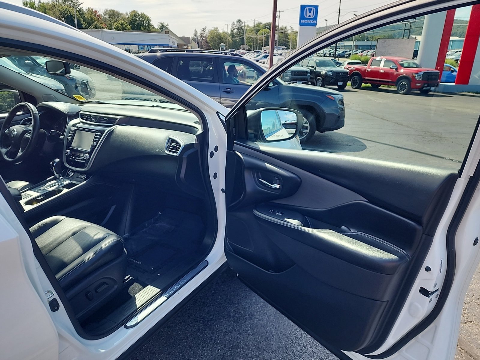 Certified 2019 Nissan Murano SL AWD/4WD image 32