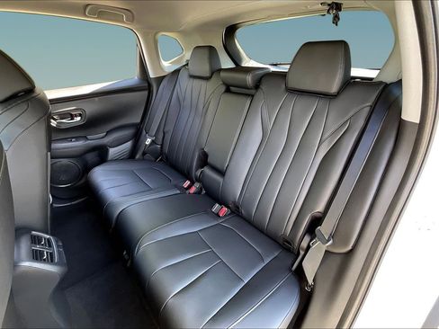 Used 2025 Acura ADX AWD image 22