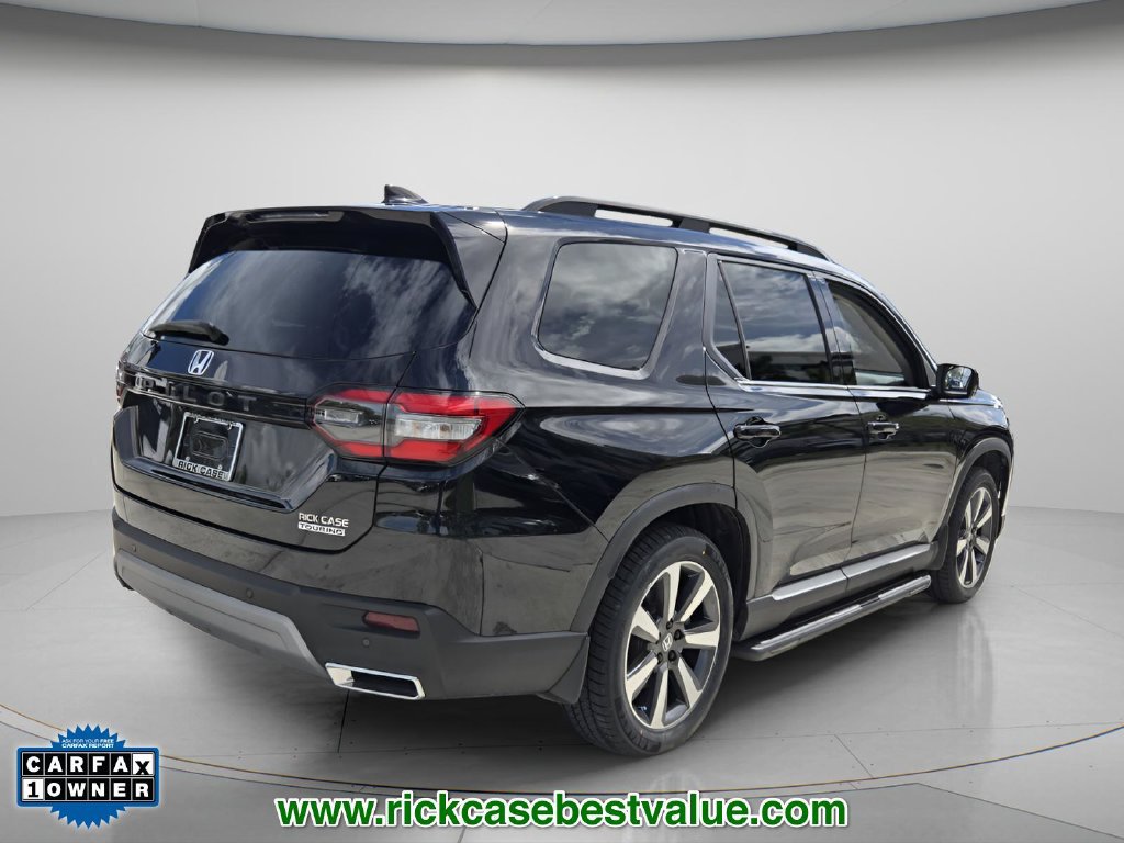 Used 2024 Honda Pilot Touring image 7