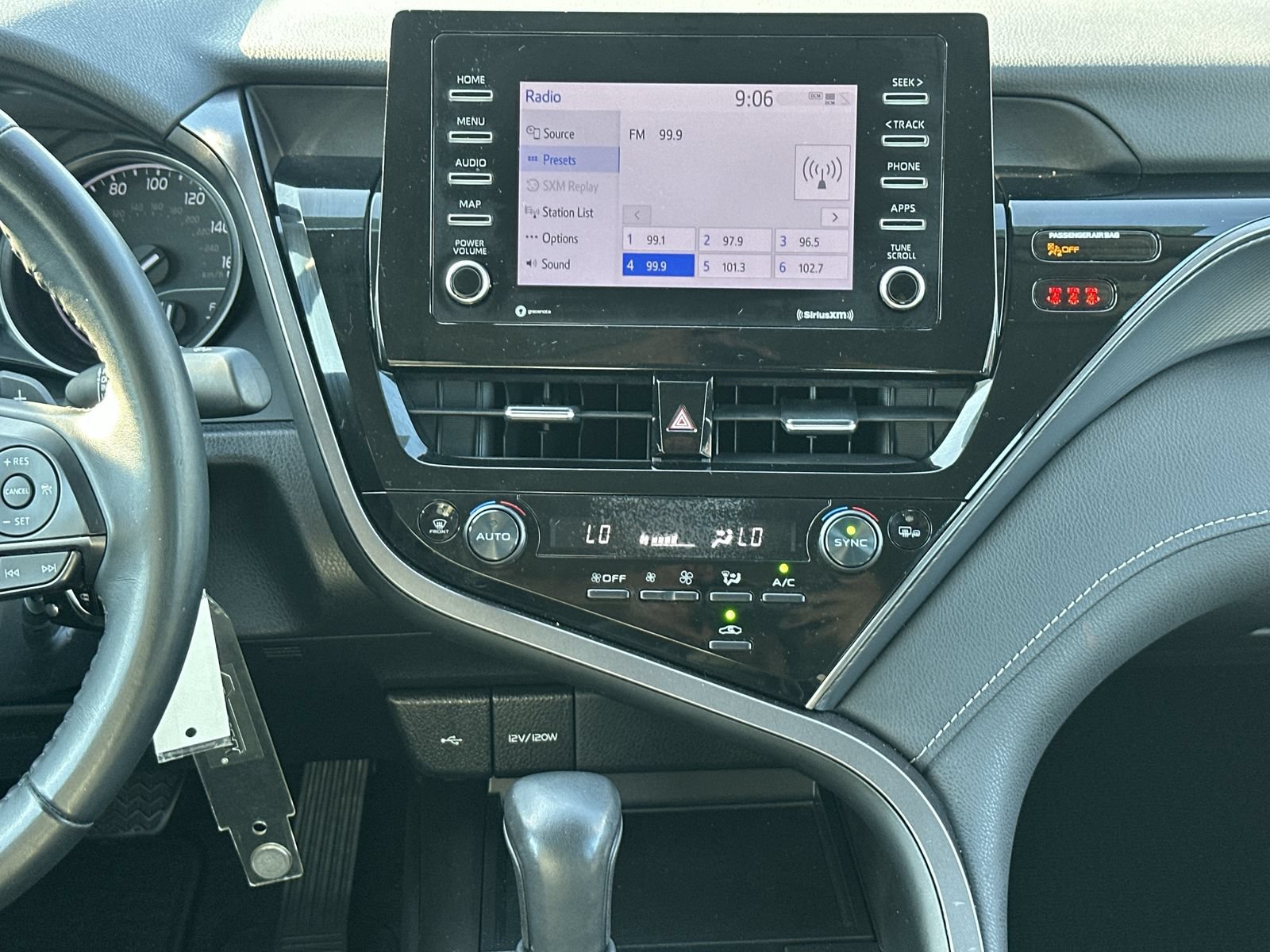 Used 2023 Toyota Camry SE FWD image 25