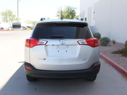 Used 2015 Toyota RAV4 XLE AWD/4WD image 6
