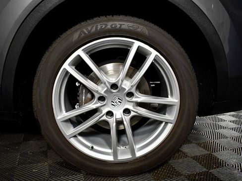 Used 2020 Porsche Cayenne image 49