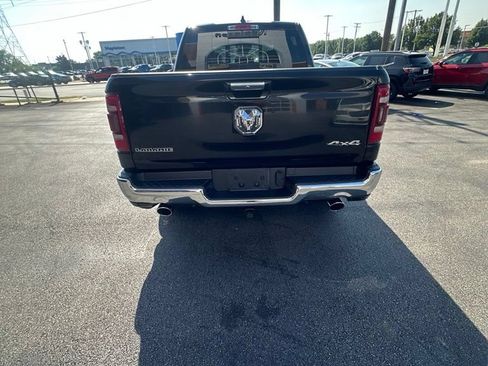 Used 2022 RAM 1500 Laramie AWD/4WD image 3