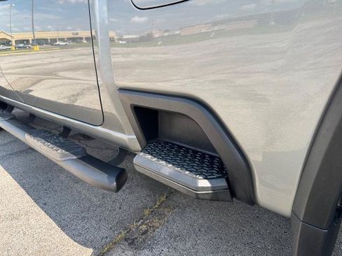 Used 2025 Chevrolet Silverado 2500 LT w/ All Star Edition AWD/4WD image 19
