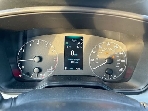 Certified 2024 Toyota Corolla SE FWD image 21