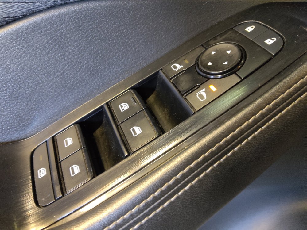 Used 2023 Nissan Rogue SV AWD/4WD image 27