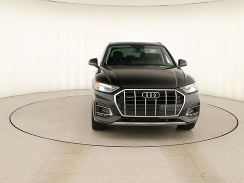 Used 2021 Audi Q5 2.0T Premium Plus w/ Premium Plus Package AWD/4WD image 11