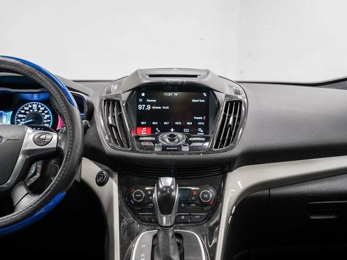 Used 2016 Ford C-MAX Energi SEL w/ Equipment Group 302A FWD image 13