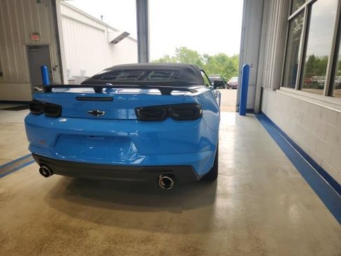 Used 2023 Chevrolet Camaro SS RWD image 13