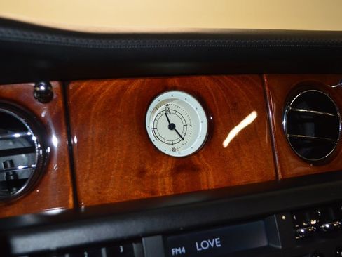 Used 2009 Rolls-Royce Phantom Drophead Coupe RWD image 28