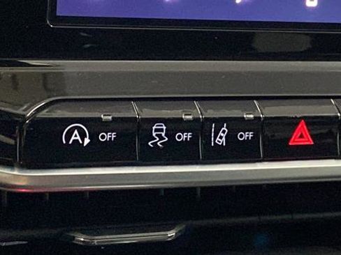 Used 2022 Jeep Compass Latitude w/ Convenience Group image 38