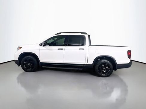 Certified 2024 Honda Ridgeline Black Edition image 6