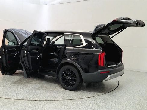 Used 2020 Kia Telluride SX w/ SX Prestige Package AWD/4WD image 11