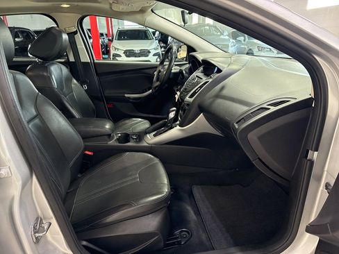 Used 2014 Ford Focus SE w/ Equipment Group 201A image 39
