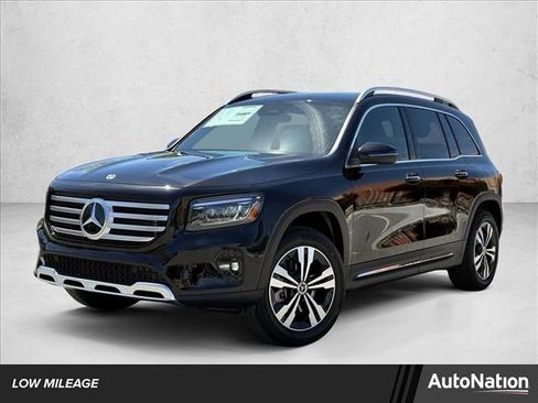 Certified 2025 Mercedes-Benz GLB 250 GLB 250 image 1