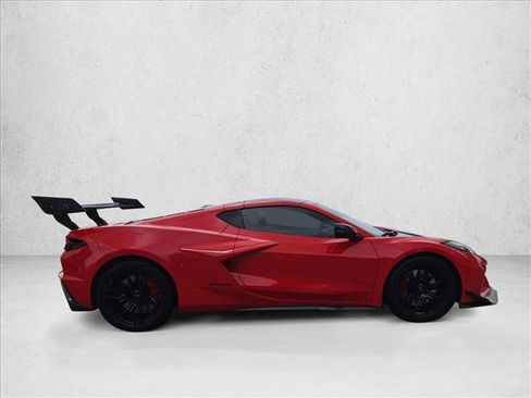 Used 2024 Chevrolet Corvette Z06 w/ Stealth Interior Trim Package RWD image 4
