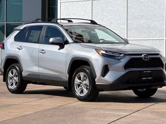 New 2025 Toyota RAV4 XLE video 2