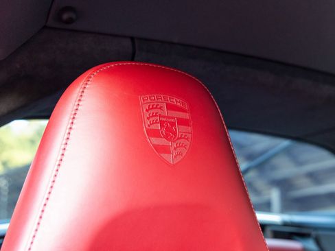 Certified 2018 Porsche 911 Targa 4 GTS image 53