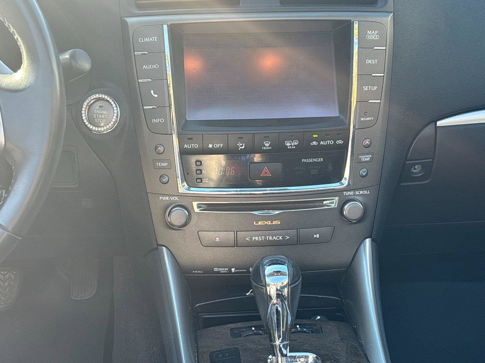 Used 2013 Lexus IS 350C w/ Luxury Pkg RWD image 29