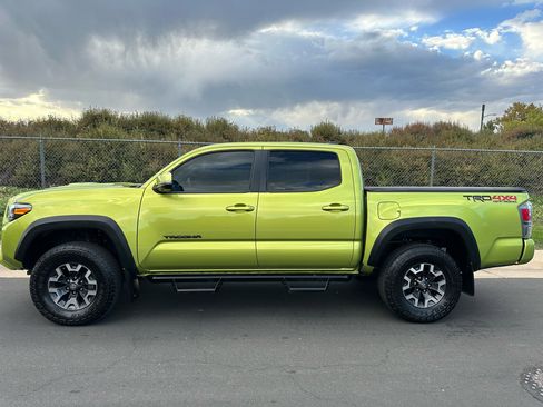 Used 2023 Toyota Tacoma TRD Off-Road image 2