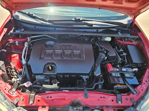 Used 2017 Toyota Corolla LE w/ Protection Package FWD image 8