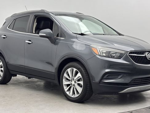 Used 2018 Buick Encore Preferred FWD image 3