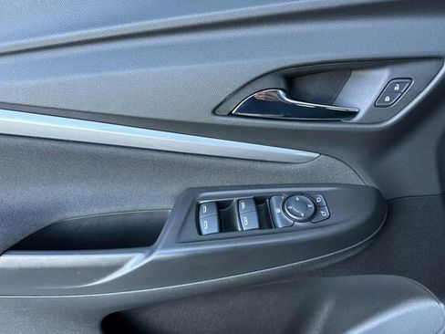 Used 2023 Chevrolet Bolt EUV LT w/ Driver Confidence Package image 11