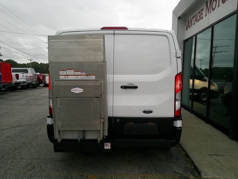 Used 2019 Ford Transit 250 130 Low Roof image 6