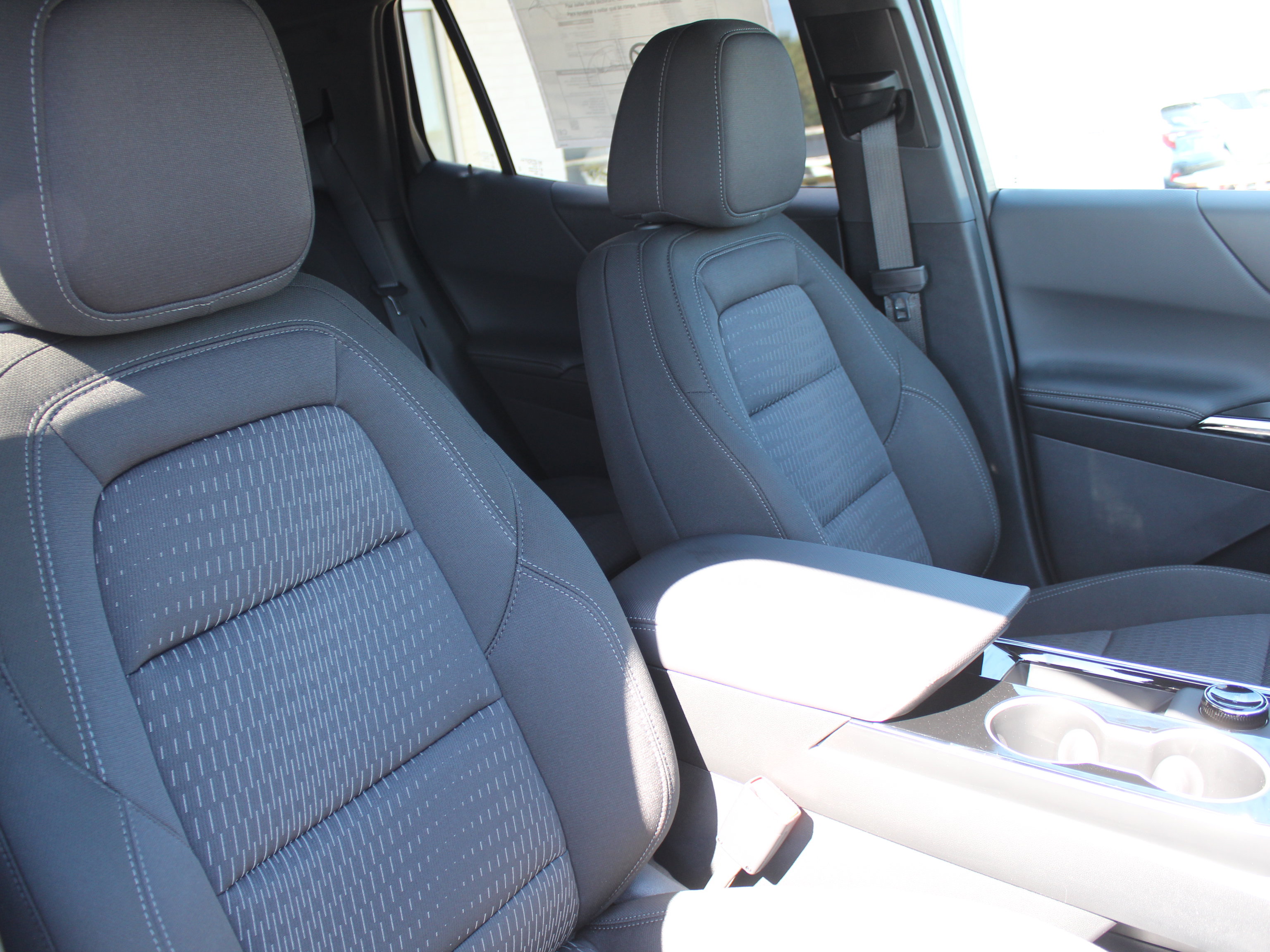 New 2027 Chevrolet Equinox LT AWD/4WD image 19