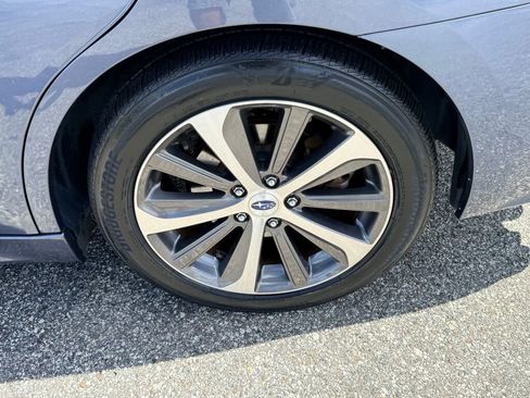 Used 2017 Subaru Legacy 3.6R Limited image 9