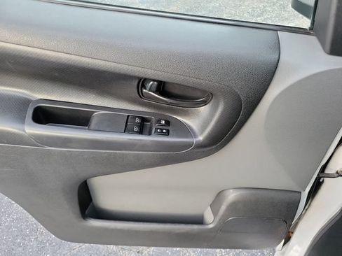 Used 2021 Nissan NV200 S FWD image 23