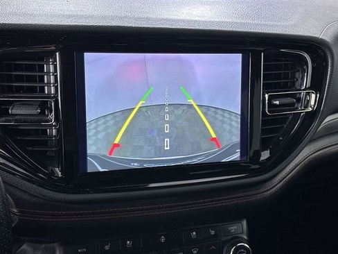 Used 2024 Dodge Durango GT RWD image 15