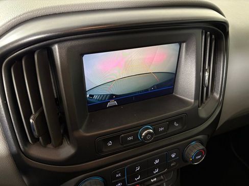 Used 2022 Chevrolet Colorado W/T w/ Custom Special Edition image 27