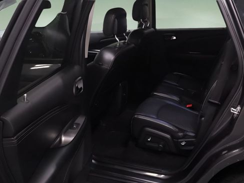 Used 2020 Dodge Journey Crossroad FWD image 10