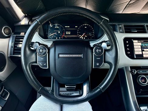 Used 2016 Land Rover Range Rover Sport Supercharged AWD/4WD image 33