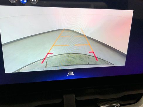 Used 2025 Chevrolet Equinox LT image 21