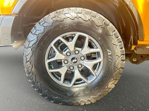 Used 2021 Ford Bronco Badlands AWD/4WD image 5