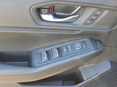 Certified 2025 Honda Accord Sport image 27