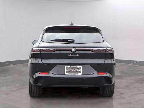 New 2025 Alfa Romeo Tonale w/ Premium Package image 6
