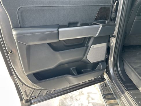 Used 2022 Ford F150 Lariat image 16