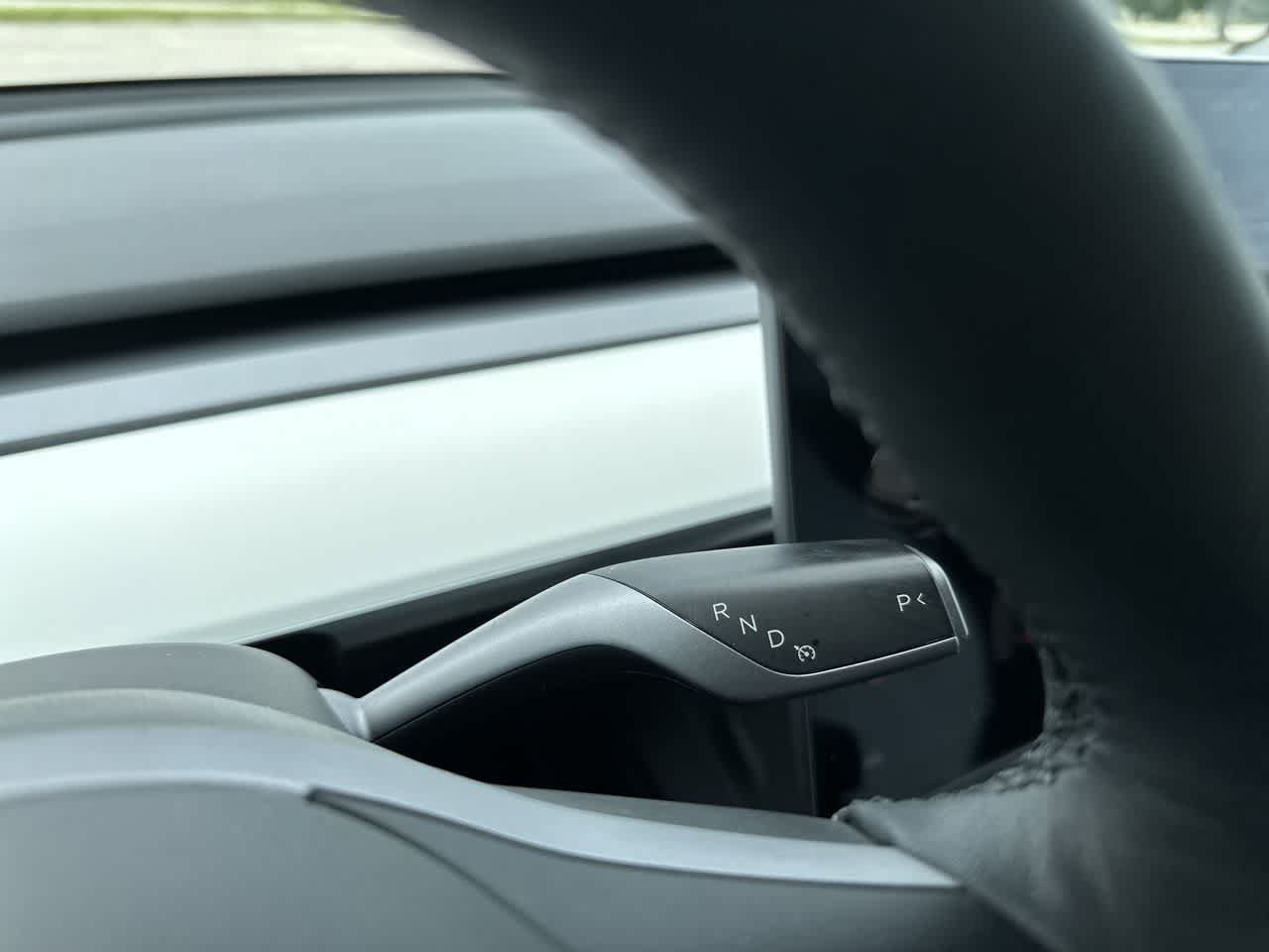 Used 2022 Tesla Model Y Performance AWD/4WD image 29