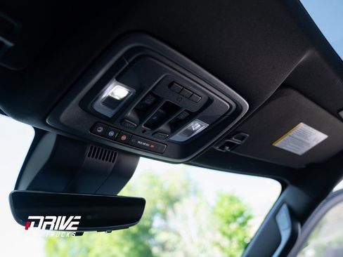 Used 2024 Chevrolet Silverado 1500 ZR2 w/ Technology Package image 42