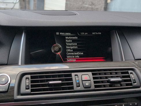 Used 2016 BMW 535i xDrive Sedan AWD/4WD image 28