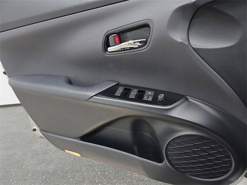 Used 2020 Toyota Prius LE image 25