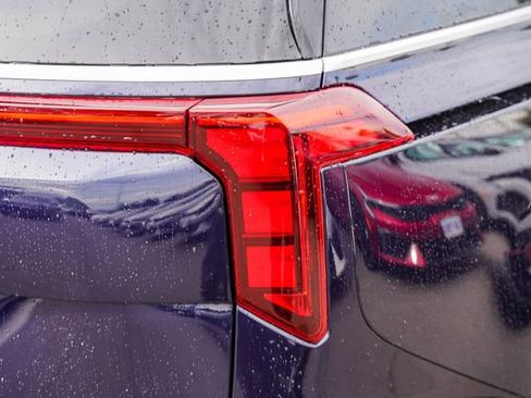 New 2026 Kia Carnival LXS image 8