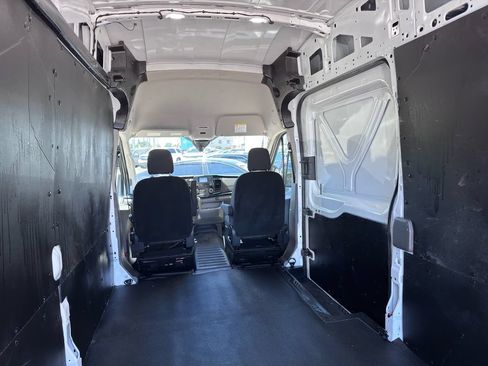 Used 2023 Ford Transit 250 148 High Roof w/ Load Area Protection Package RWD image 33