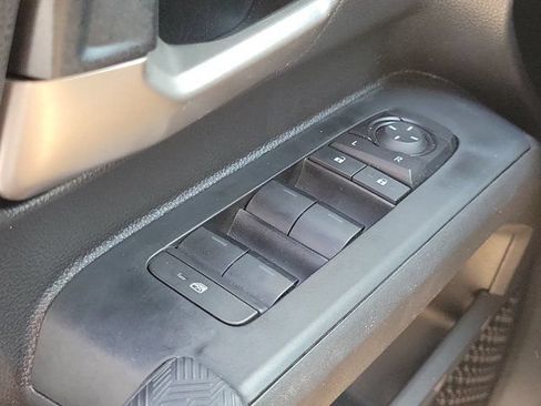 Used 2025 Toyota Tacoma Limited AWD/4WD image 29