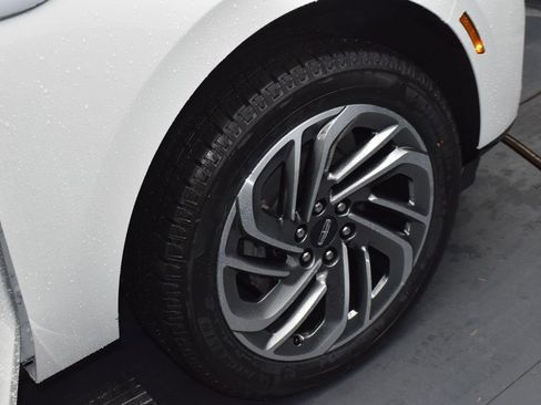 New 2025 Lincoln Navigator L Reserve image 14