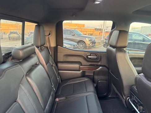 Used 2019 GMC Sierra 1500 SLT RWD image 32